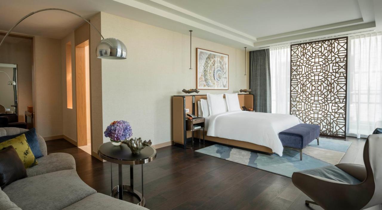 Four Seasons Hotel Dubai International Financial Centre Екстериор снимка