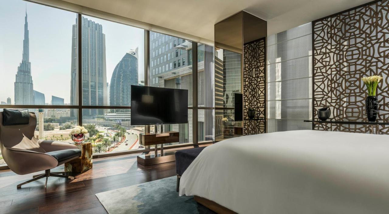 Four Seasons Hotel Dubai International Financial Centre Екстериор снимка