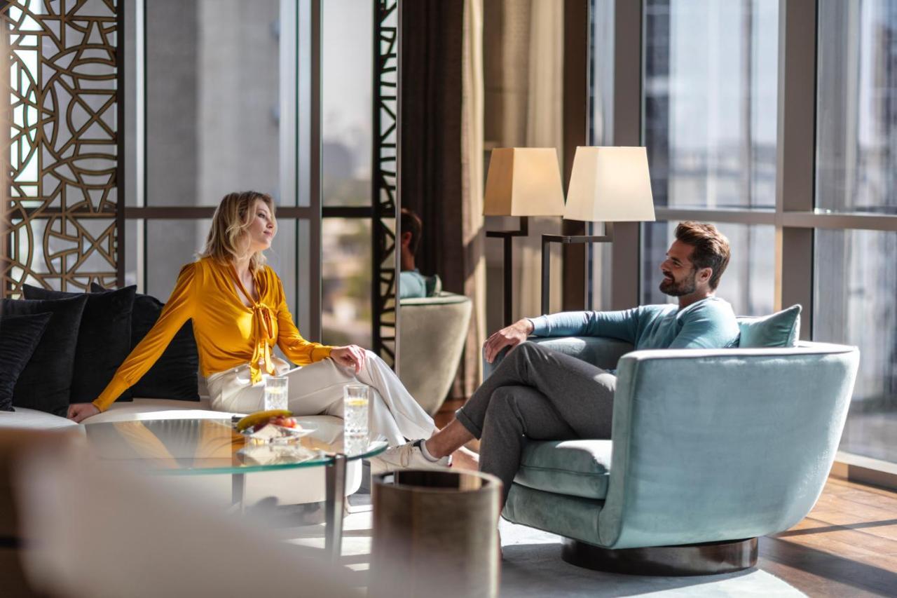 Four Seasons Hotel Dubai International Financial Centre Екстериор снимка